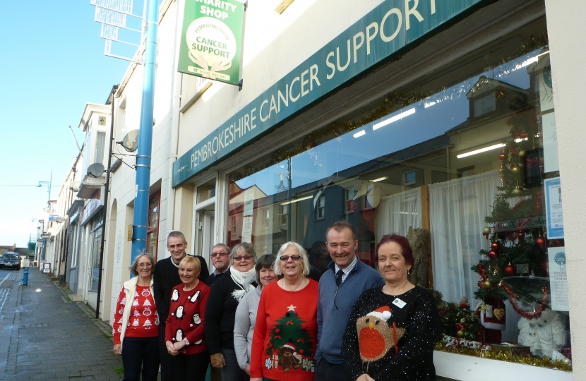 Simon Hart MP is pictured with staff, volunteers and clients from Pembrokeshire Cancer Support 