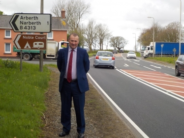 A dangerous junction just north of Narberth maybe in line for safety improvements, MP Simon Hart has learned.
